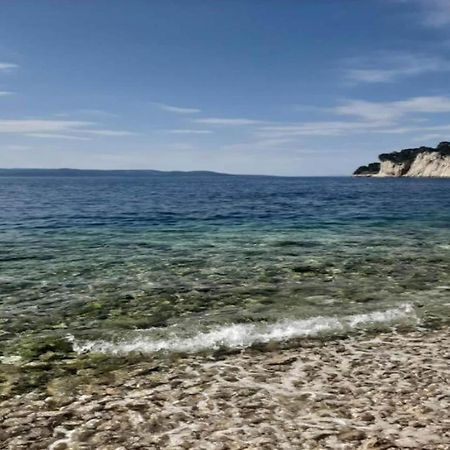 Luxurious Holiday Home In Makarska With Jacuzzi Ngoại thất bức ảnh