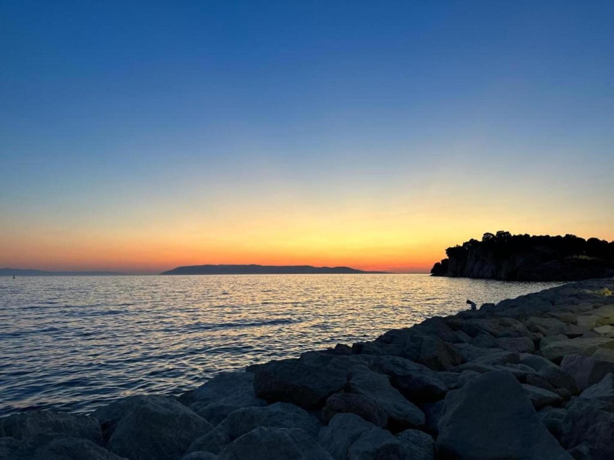 Luxurious Holiday Home In Makarska With Jacuzzi Ngoại thất bức ảnh