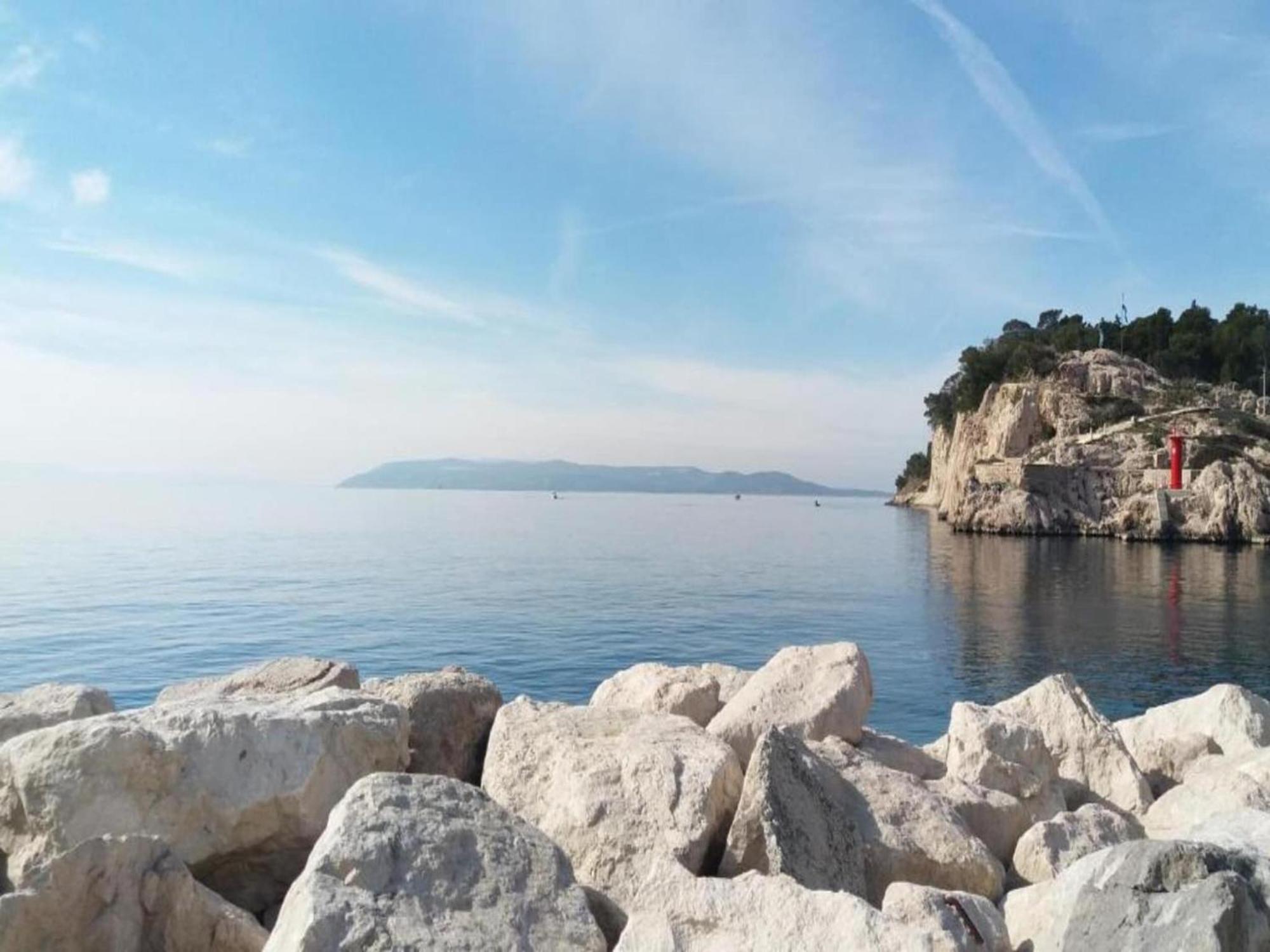 Luxurious Holiday Home In Makarska With Jacuzzi Ngoại thất bức ảnh