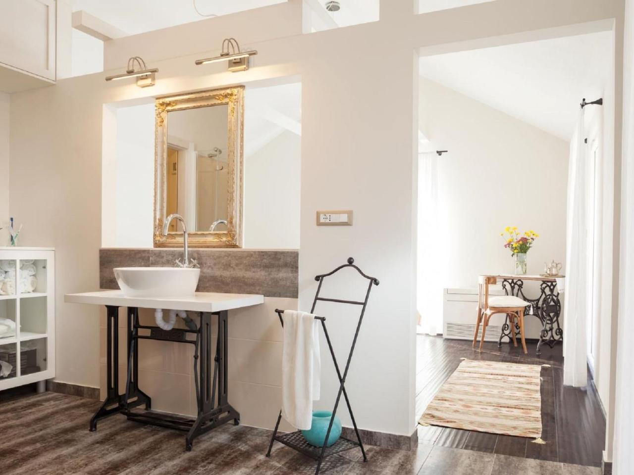 Luxurious Holiday Home In Makarska With Jacuzzi Ngoại thất bức ảnh